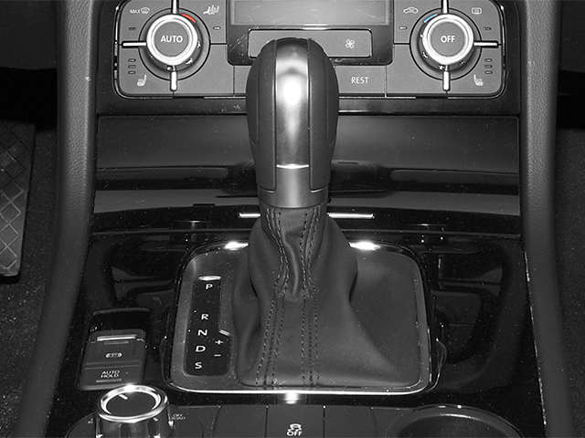 2013 Volkswagen Touareg V6 TDI Sport
