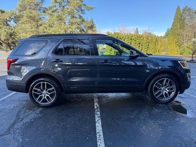 2017 Ford Explorer Sport