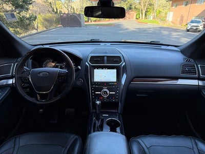 2017 Ford Explorer Platinum