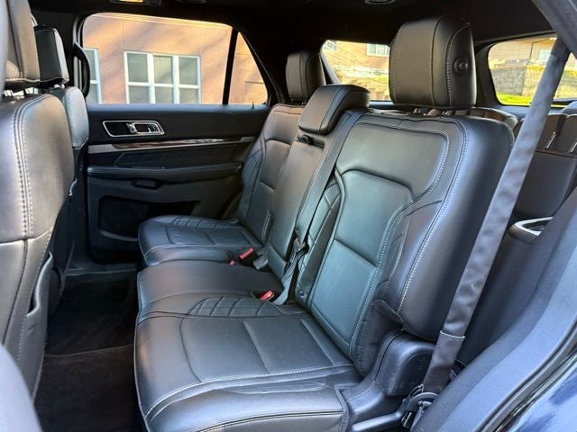 2017 Ford Explorer Platinum