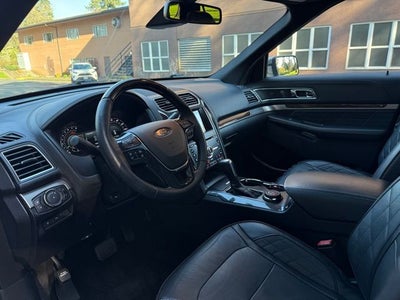 2017 Ford Explorer Platinum