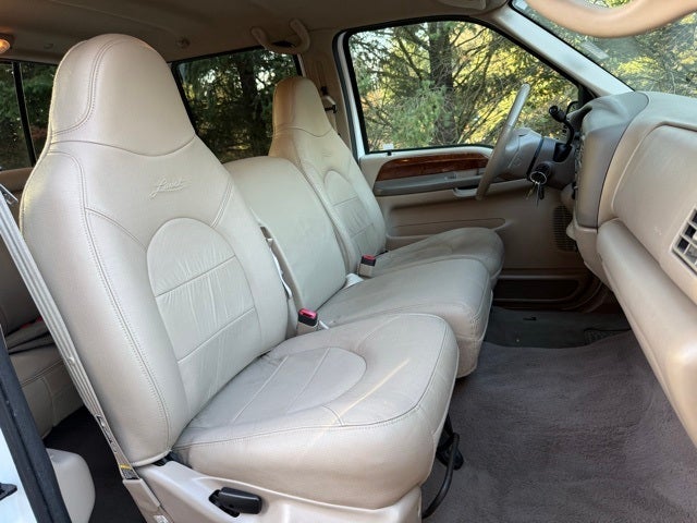 2000 Ford F-250SD Lariat