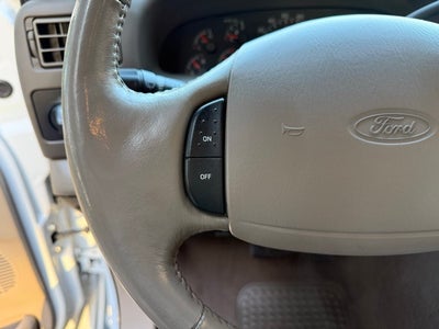 2000 Ford F-250SD Lariat