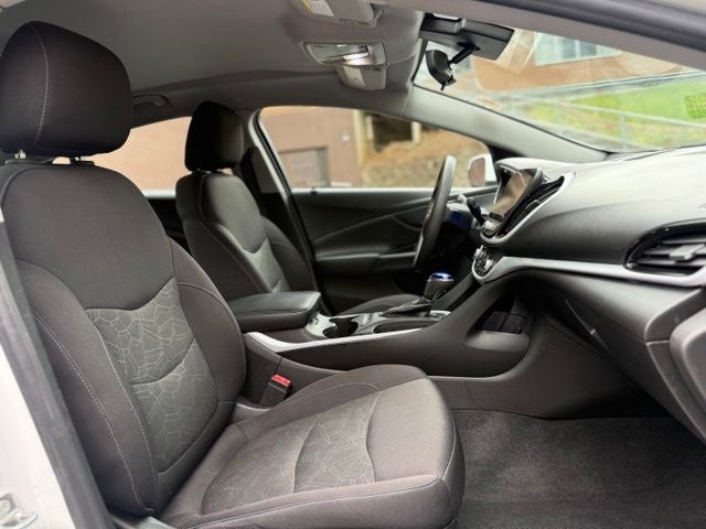 2018 Chevrolet Volt LT