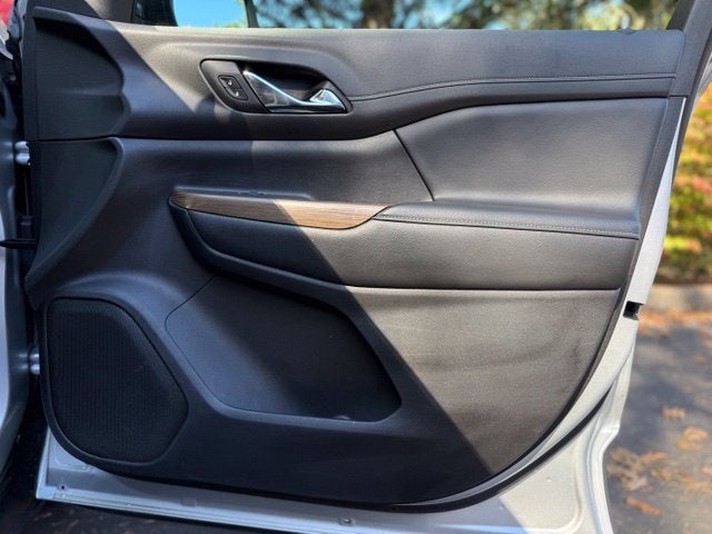 2020 GMC Acadia SLE