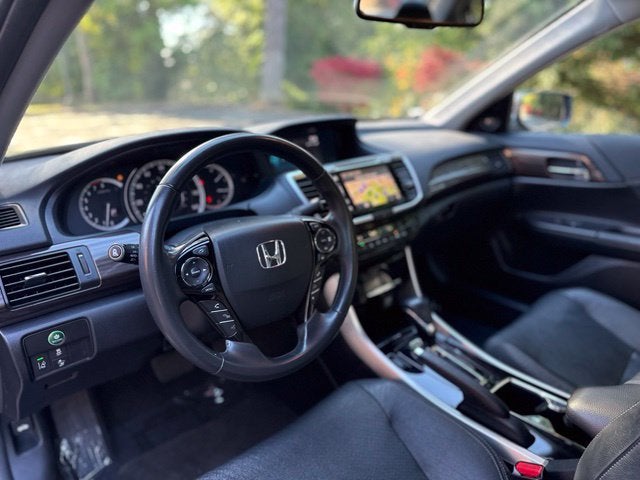 2017 Honda Accord EX-L w/Navigation and Honda Sensing