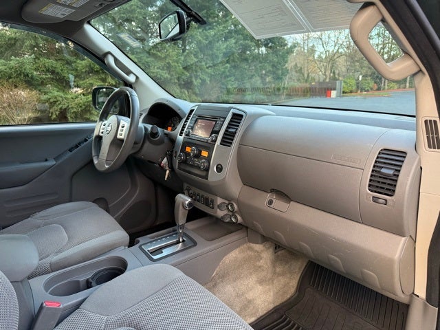 2016 Nissan Frontier SV