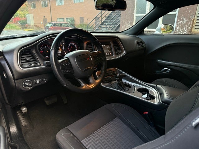 2021 Dodge Challenger SXT