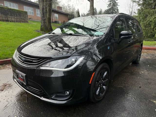 2019 Chrysler Pacifica Hybrid Limited