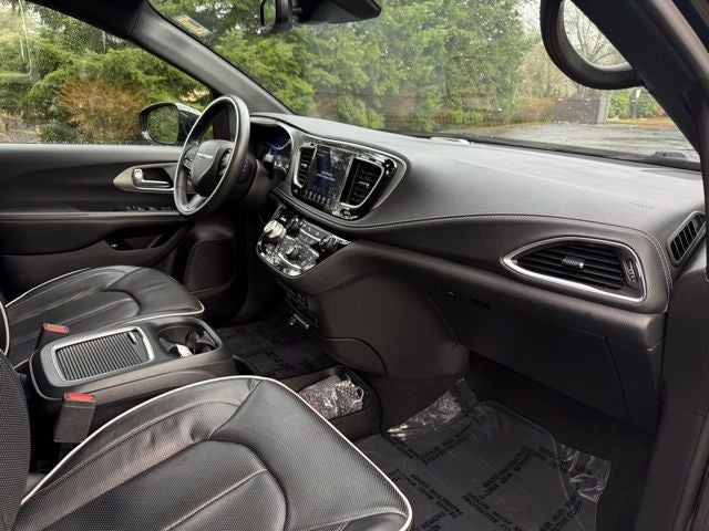 2019 Chrysler Pacifica Hybrid Limited