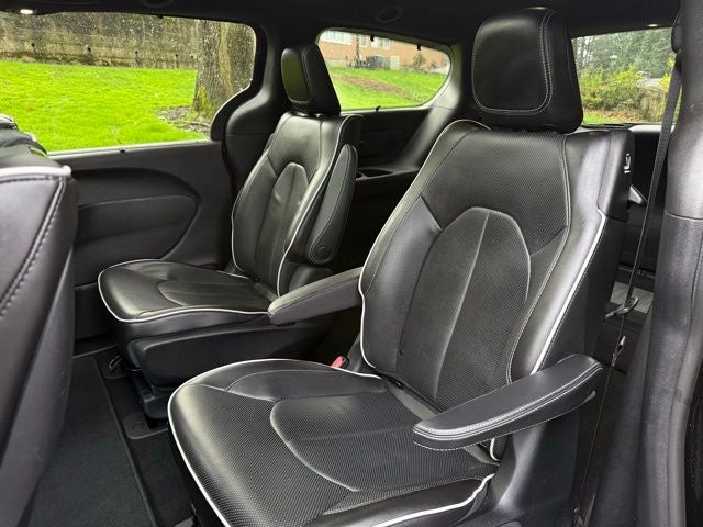 2019 Chrysler Pacifica Hybrid Limited