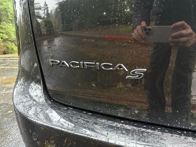 2019 Chrysler Pacifica Hybrid Limited