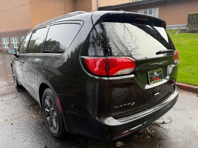 2019 Chrysler Pacifica Hybrid Limited