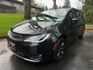 2019 Chrysler Pacifica Hybrid Limited