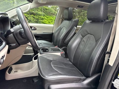 2018 Chrysler Pacifica Hybrid Limited