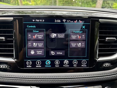2018 Chrysler Pacifica Hybrid Limited