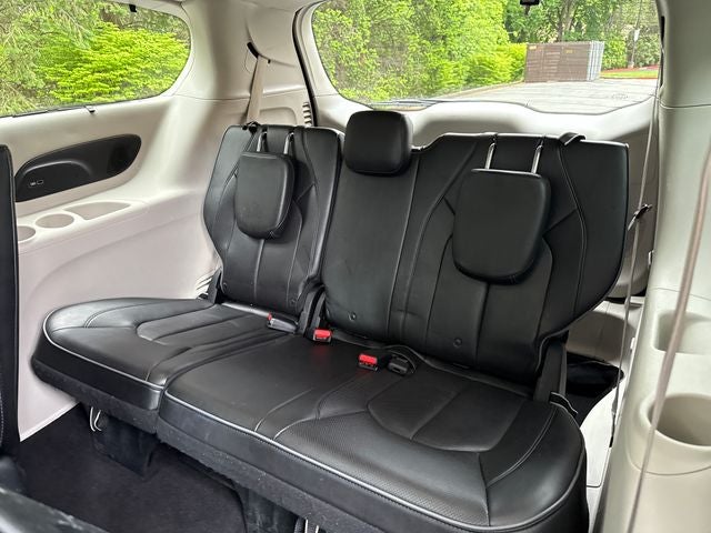 2018 Chrysler Pacifica Hybrid Limited