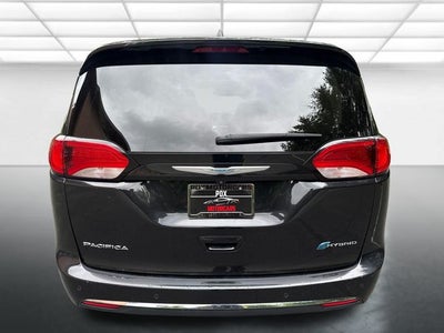 2018 Chrysler Pacifica Hybrid Limited
