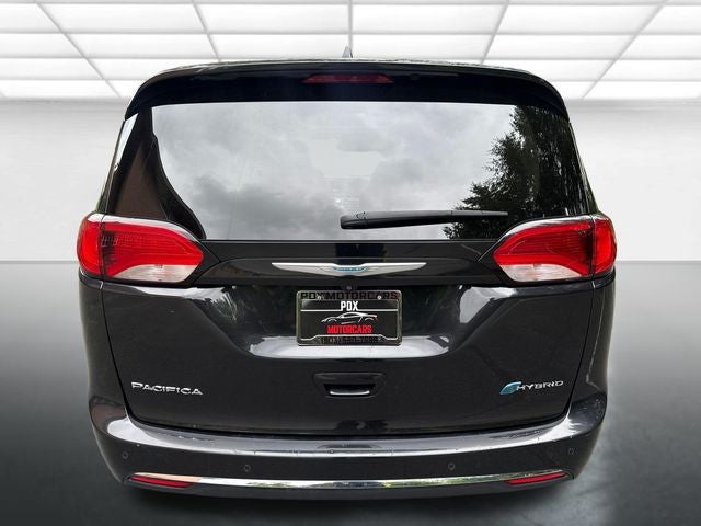 2018 Chrysler Pacifica Hybrid Limited