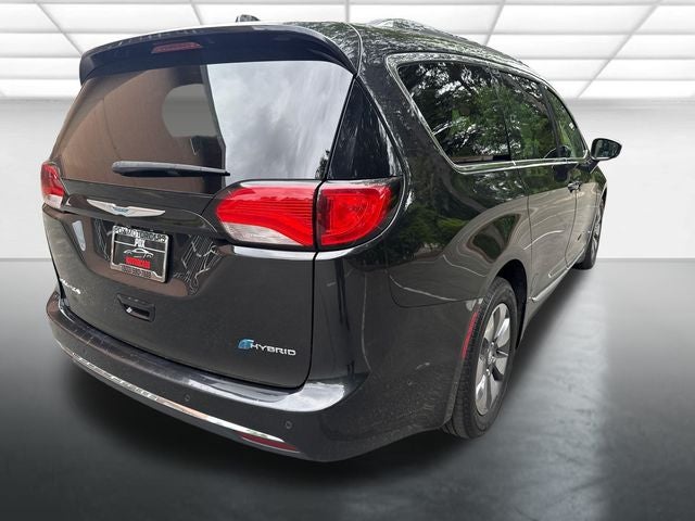 2018 Chrysler Pacifica Hybrid Limited