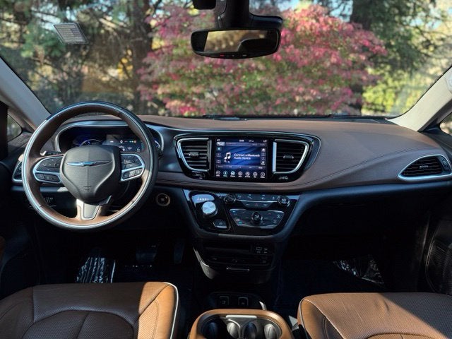 2018 Chrysler Pacifica Hybrid Limited