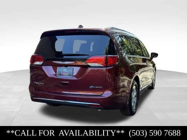 2018 Chrysler Pacifica Hybrid Limited