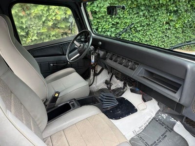 1992 Jeep Wrangler Base