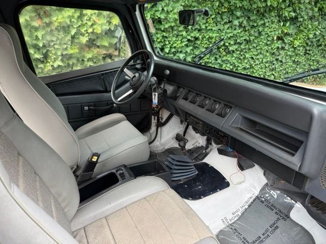 1992 Jeep Wrangler Base