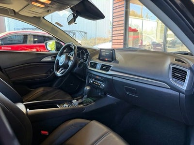 2018 Mazda Mazda3 Touring