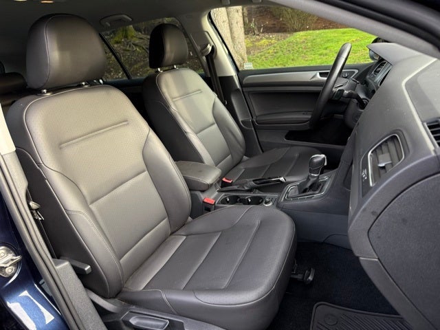 2015 Volkswagen Golf SportWagen S