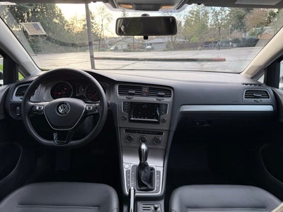 2015 Volkswagen Golf SportWagen S