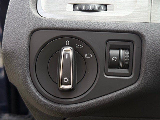 2015 Volkswagen Golf SportWagen S