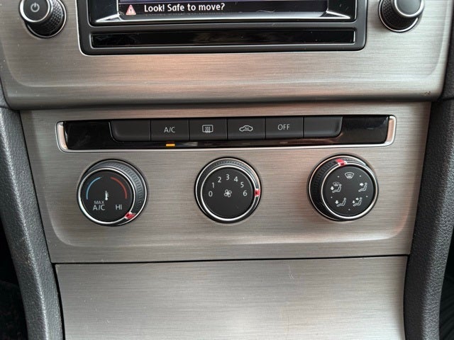 2015 Volkswagen Golf SportWagen S