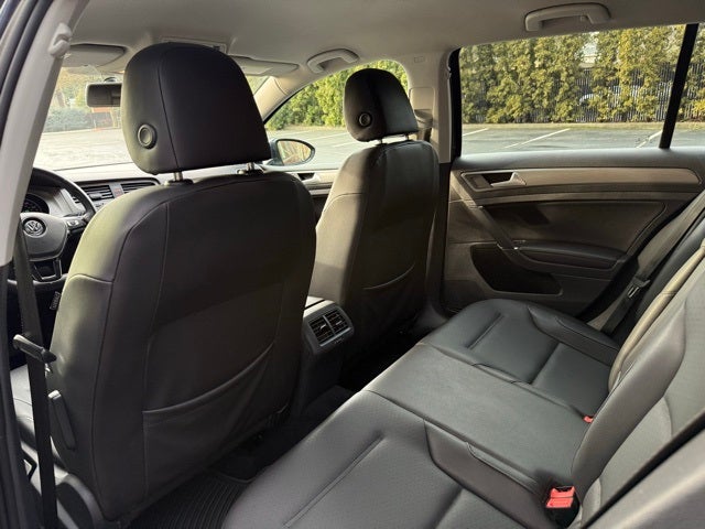 2015 Volkswagen Golf SportWagen S