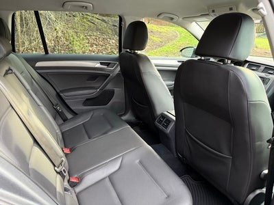 2015 Volkswagen Golf SportWagen S