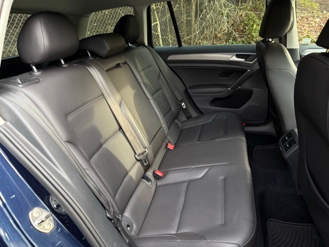 2015 Volkswagen Golf SportWagen S