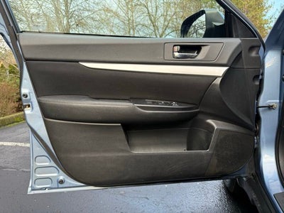 2010 Subaru Outback 2.5i Premium