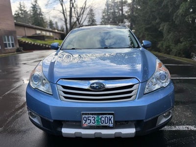 2010 Subaru Outback 2.5i Premium