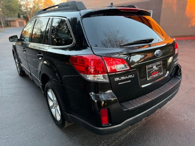 2013 Subaru Outback 2.5i Limited