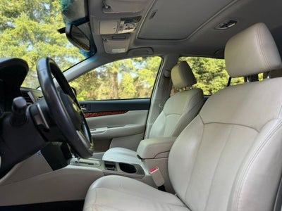 2011 Subaru Outback 2.5i Limited