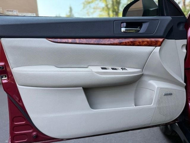 2011 Subaru Outback 2.5i Limited