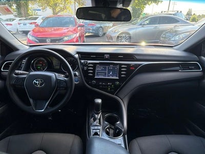 2018 Toyota Camry Hybrid LE
