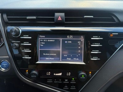 2018 Toyota Camry Hybrid LE