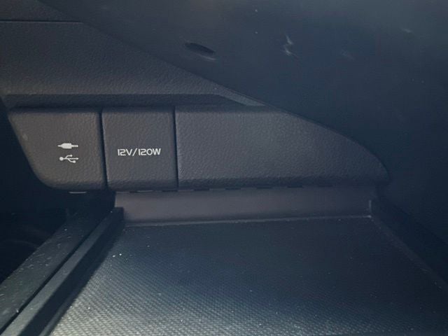 2018 Toyota Camry Hybrid LE