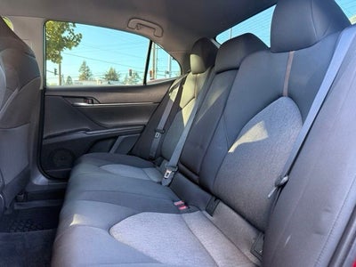 2018 Toyota Camry Hybrid LE