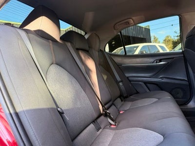 2018 Toyota Camry Hybrid LE