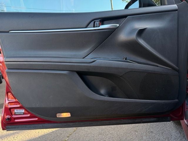 2018 Toyota Camry Hybrid LE