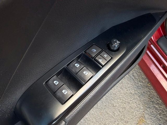 2018 Toyota Camry Hybrid LE