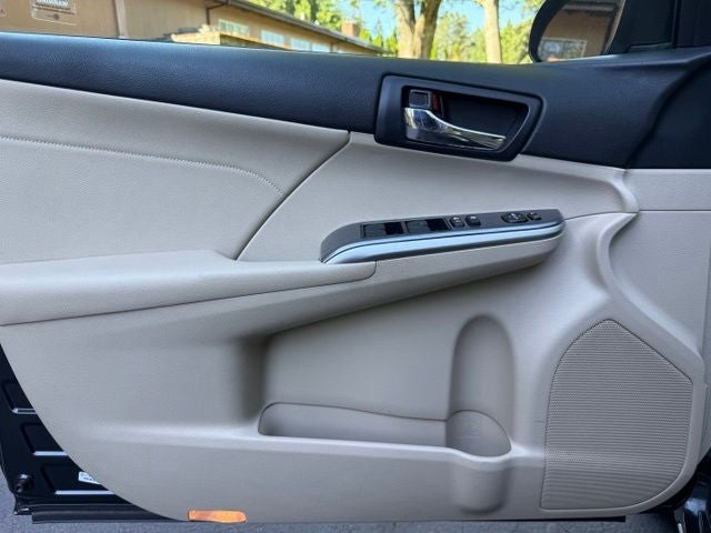 2014 Toyota Camry Hybrid XLE