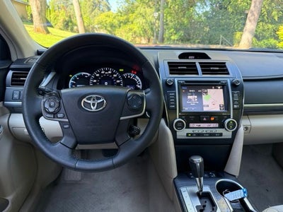 2014 Toyota Camry Hybrid XLE